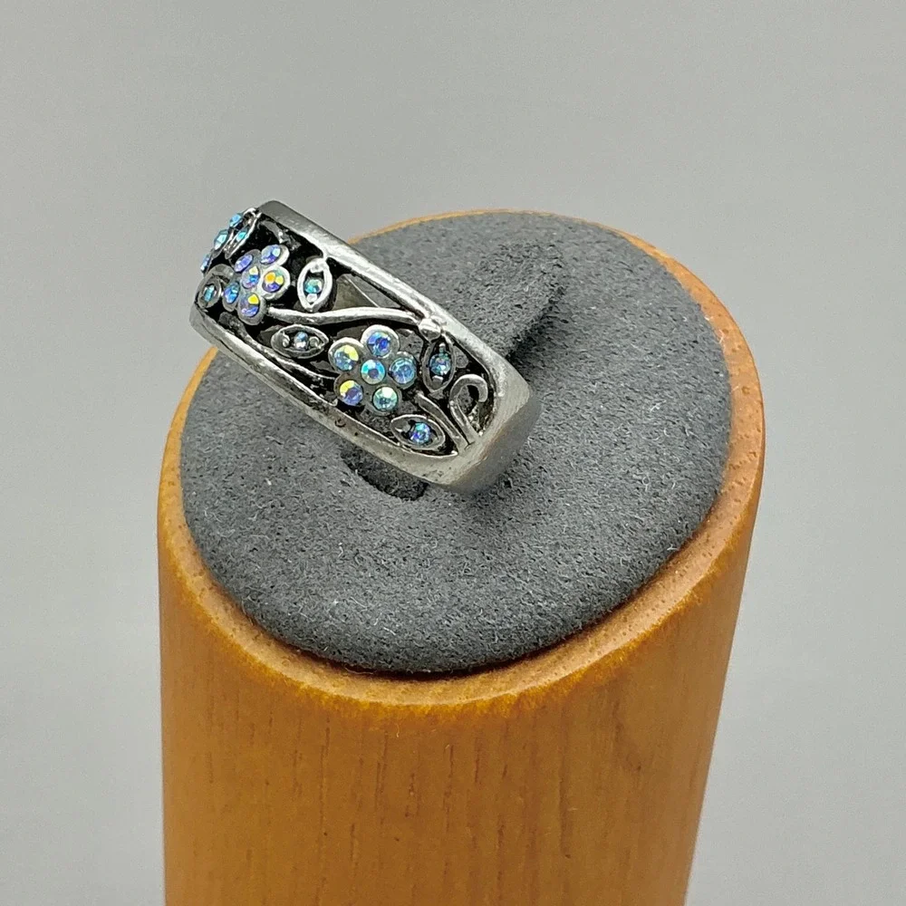 Lia Sophia Ring Womens Silver Tone Boho Floral AB Crystal Band Filigree Size 9